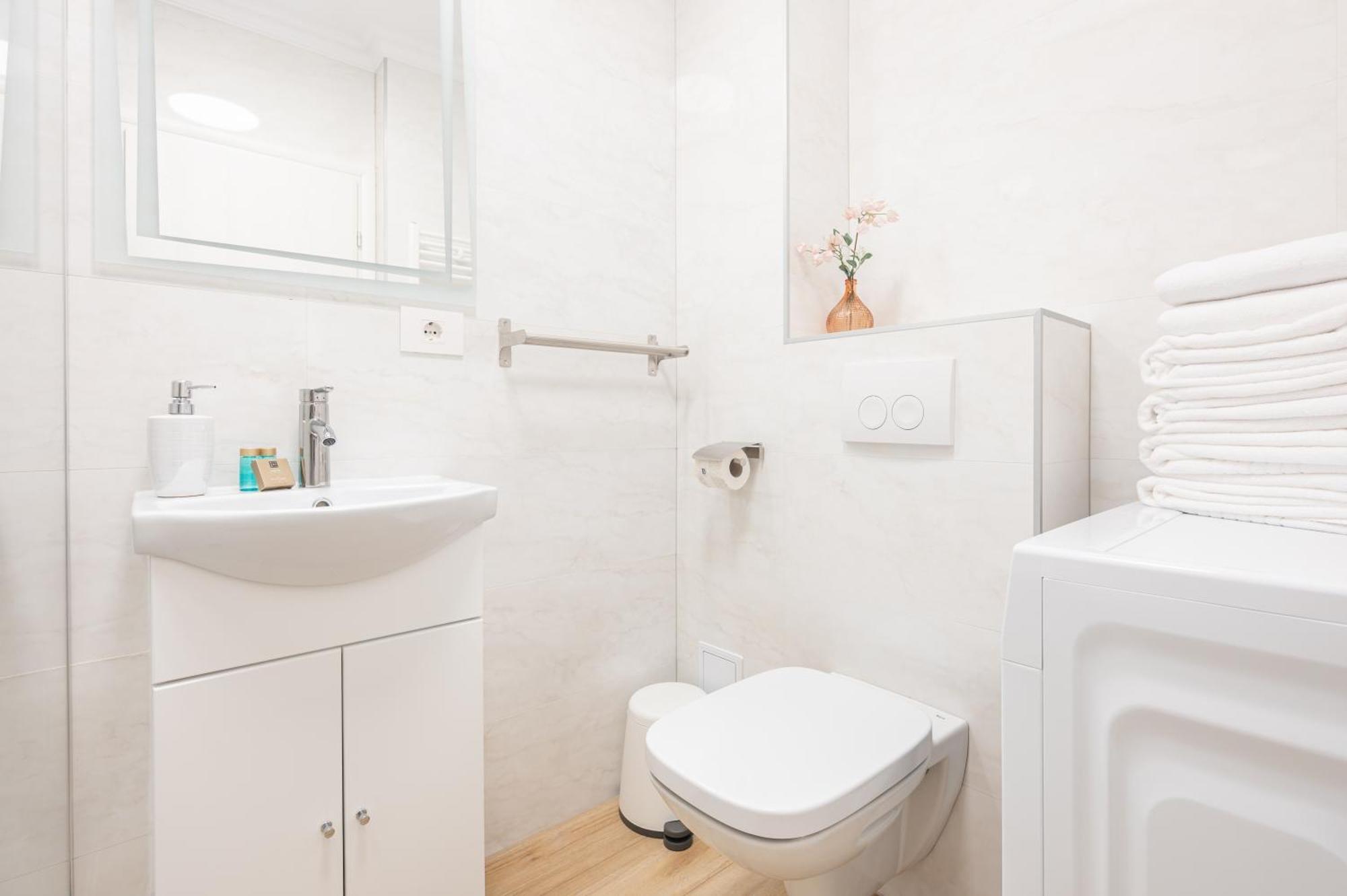 Lilla Flats Apartman Nagyvárad Szoba fotó